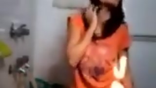 Tamil Girl Swapna Bath Video for BF
