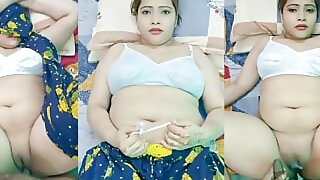 Indian 20 Years Old Desi Bhabhi Was Cheating On Her Husband. She Was Having Hard Sex With Dever - Clear Hindi