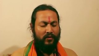 Swamiji lovin’ with beautiful Bhabhi