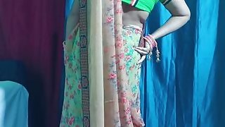 Awesome,sexy and cute desi Village bhabhi with her paramour red-hot sex