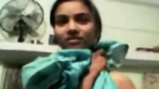 Teen shy hindi girl shows bare