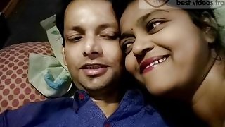 Desi bhabhi deepthroating and deepthrot my Dick ultimately jizz in hatch in Hindi