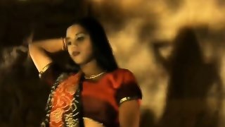 Indian Lover Turns To Dancer