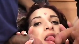 indian babe loves to hard suck