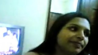 Sexy mature indian dame shows of her cute tits and teasing o
