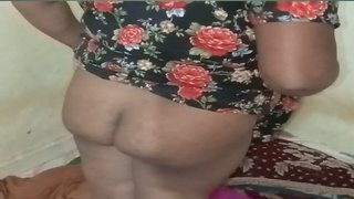 Indian hot bhabi showcasing humungous booty and fat fuckbox