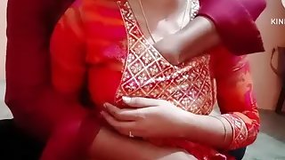 First time girlfriend ka boobs jor jor se dabaya or smooch Kiya