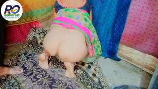 Desi brother-in-law got me a chance and did a bunch of chudai, picking up the ass, Hindi audio,
