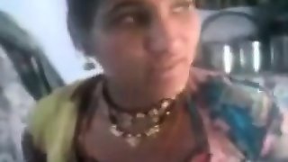 Hot North Indian womany's Pussy and Boobs Show