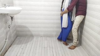 Indian college girl and lecturer banging in college's toilet 